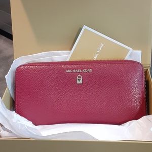 Michael Kors billfold
